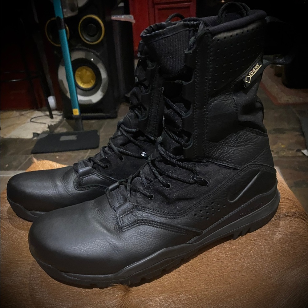 Men’s Nike SFB 8” Field 2 Gore-Tex boots